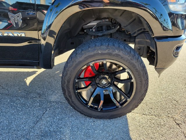 Used 2024 RAM 1500 Laramie AWD/4WD image 13