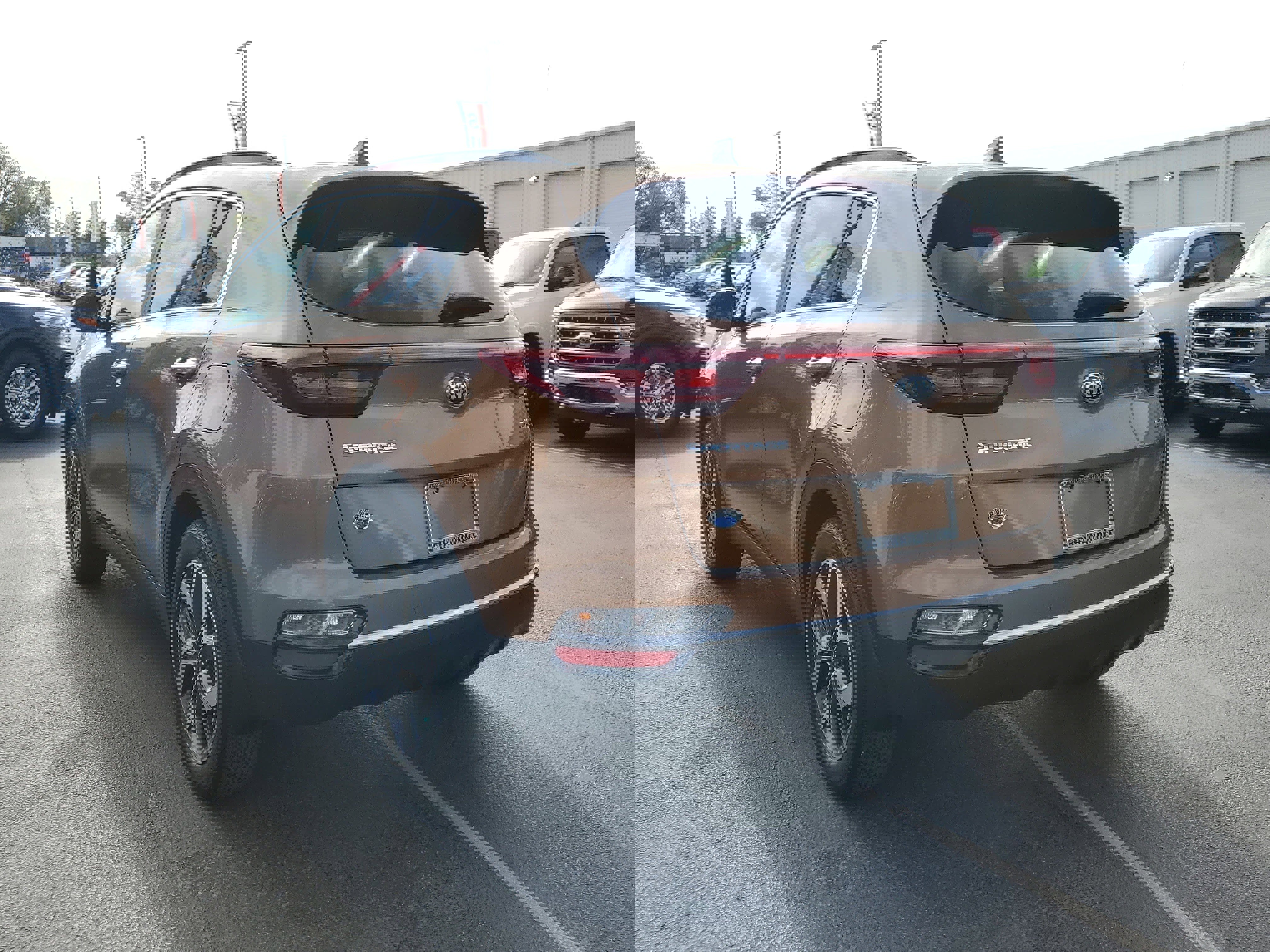 Used 2020 Kia Sportage EX w/ Option Group 15 image 7