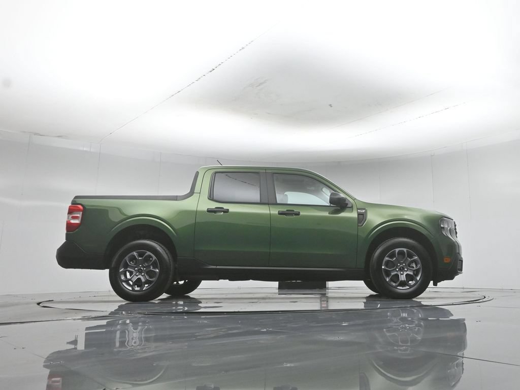 Certified 2025 Ford Maverick XLT FWD image 49