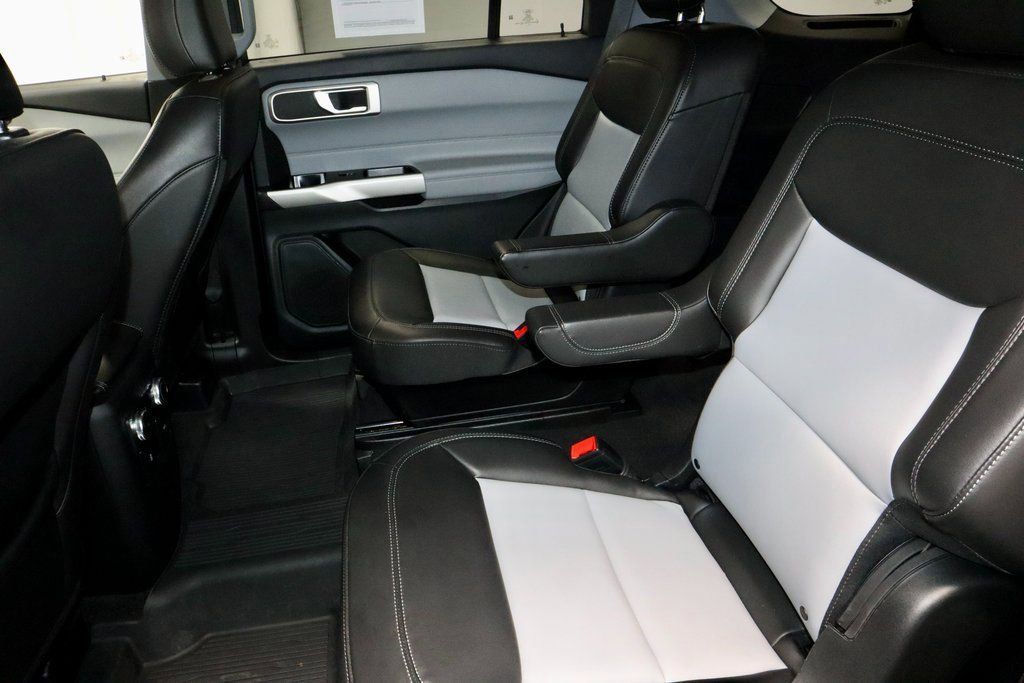 Certified 2023 Ford Explorer XLT w/ Equipment Group 202A image 24
