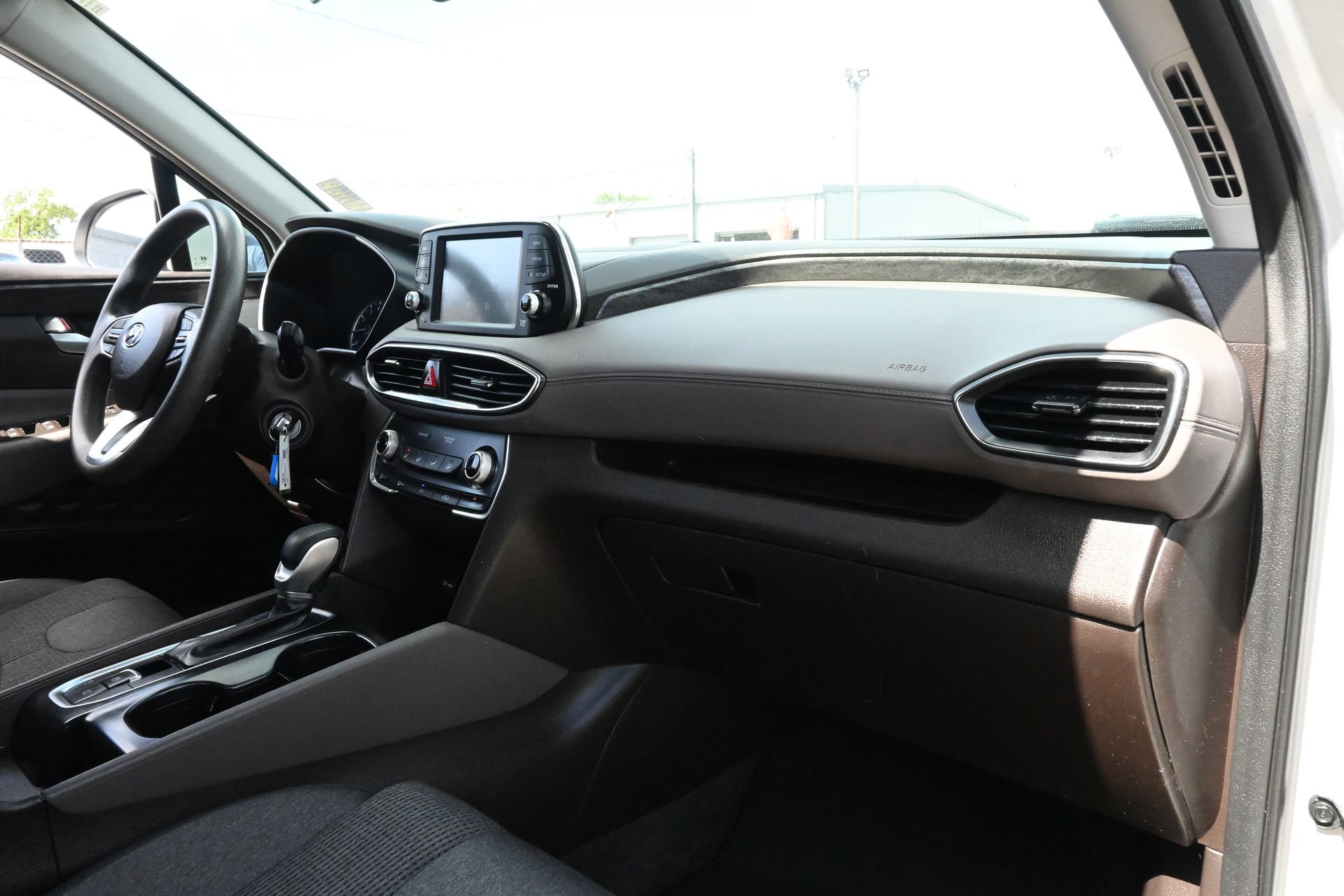 Used 2020 Hyundai Santa Fe SE w/ Cargo Package FWD image 21