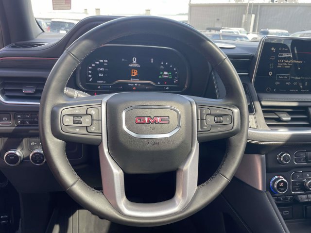 Used 2023 GMC Yukon XL SLT w/ SLT Premium Package RWD image 23
