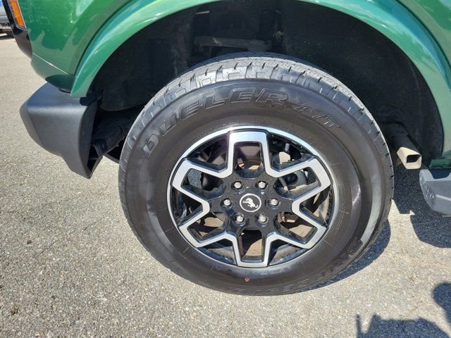 Certified 2024 Ford Bronco Outer Banks AWD/4WD image 8