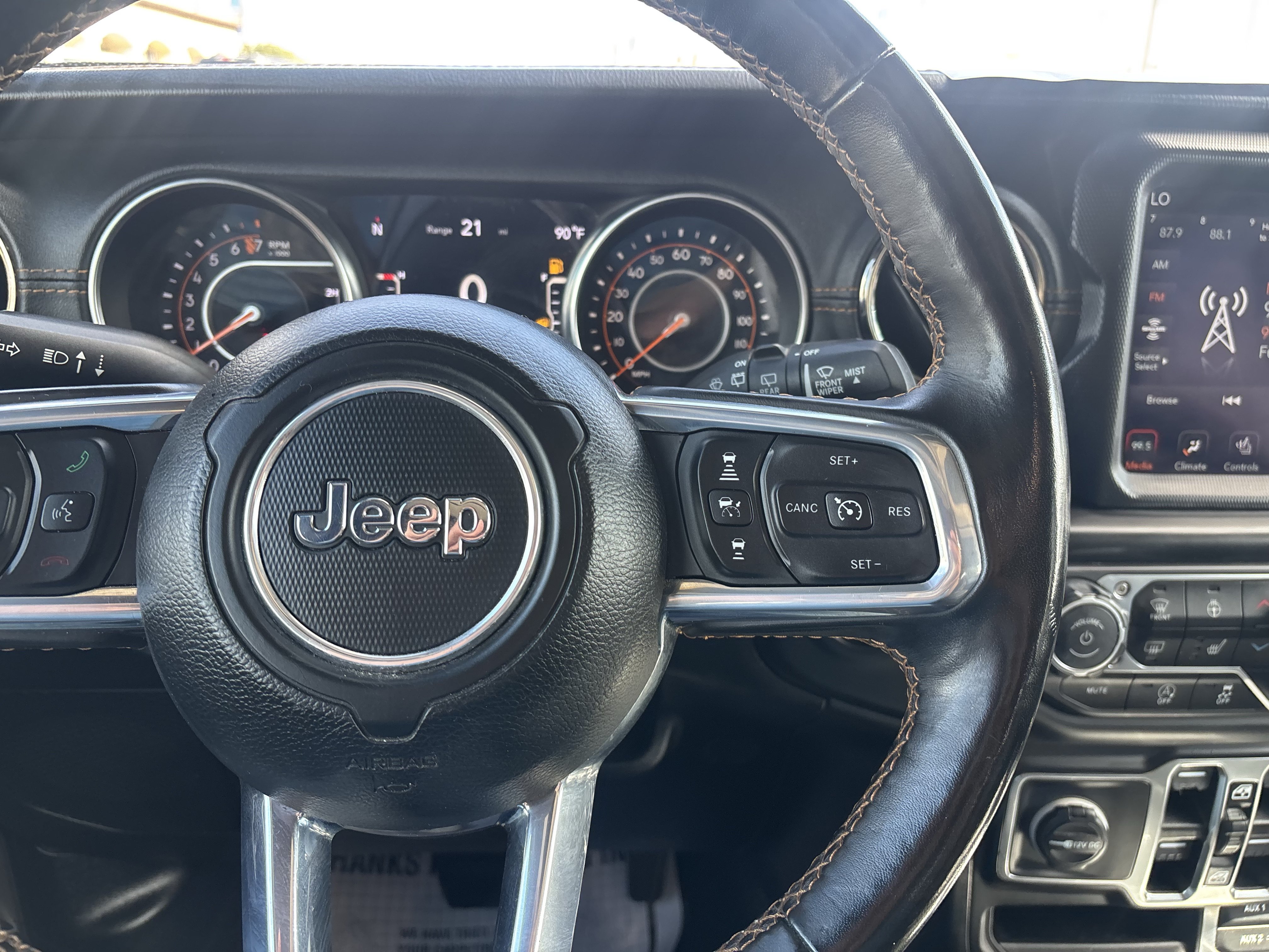 Used 2021 Jeep Wrangler Unlimited Sahara AWD/4WD image 26