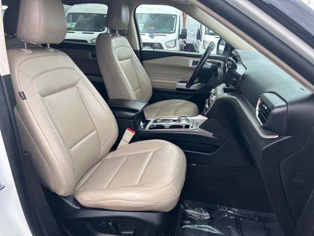 Certified 2023 Ford Explorer XLT w/ Equipment Group 202A AWD/4WD image 21