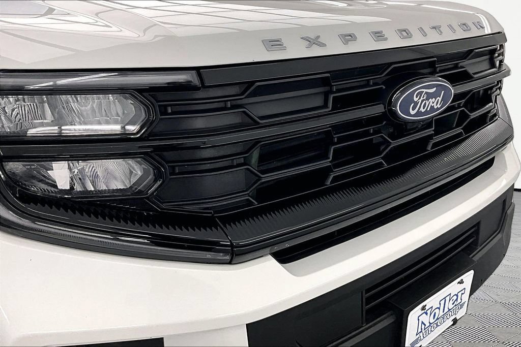 Certified 2025 Ford Expedition Max Active AWD/4WD image 29