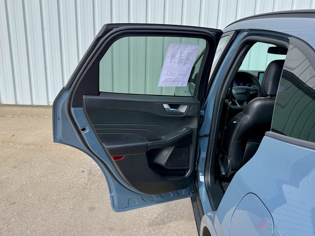 Certified 2025 Ford Escape ST-Line Elite w/ Premium Technology Package AWD/4WD image 15