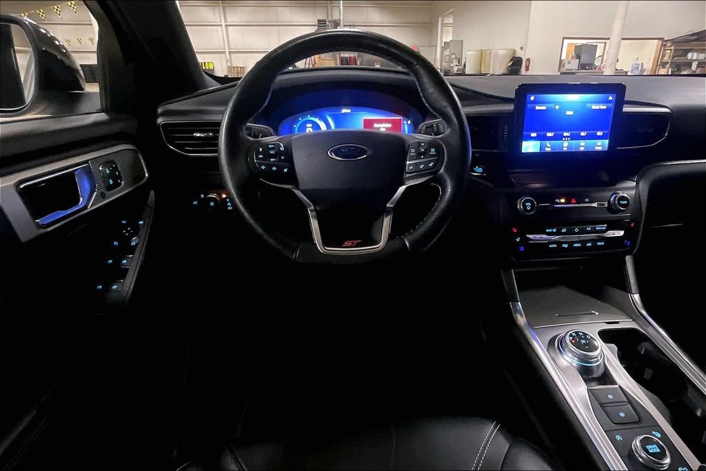 Certified 2020 Ford Explorer ST AWD/4WD image 5