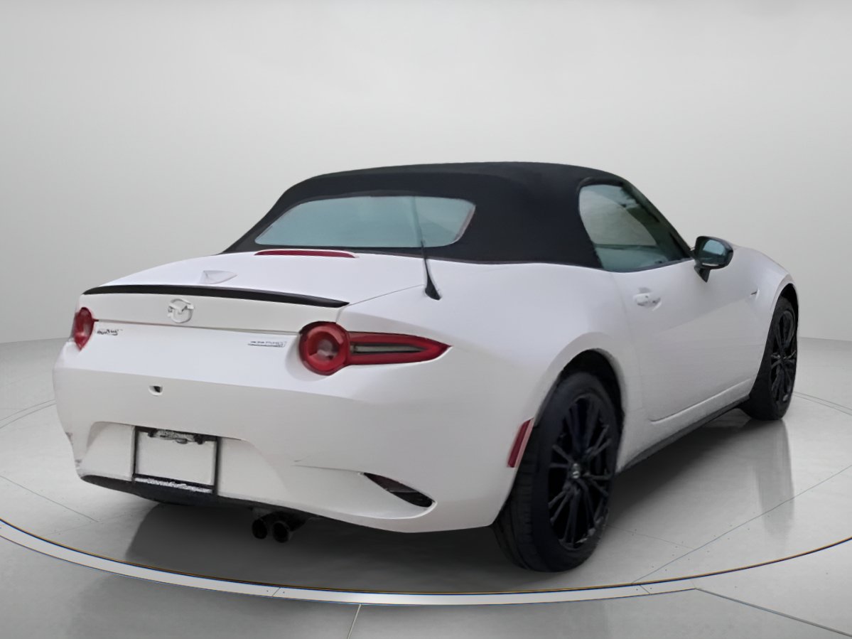 Used 2024 MAZDA MX-5 Miata Club RWD image 27