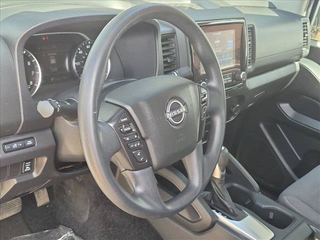Used 2024 Nissan Frontier S w/ S Utility Package RWD image 9