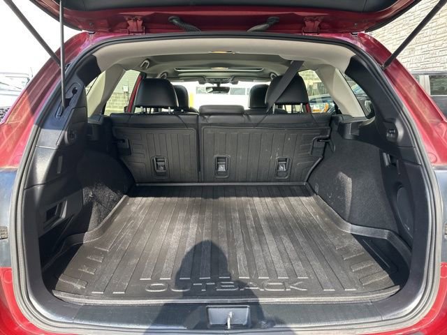 Used 2017 Subaru Outback 2.5i Limited image 38