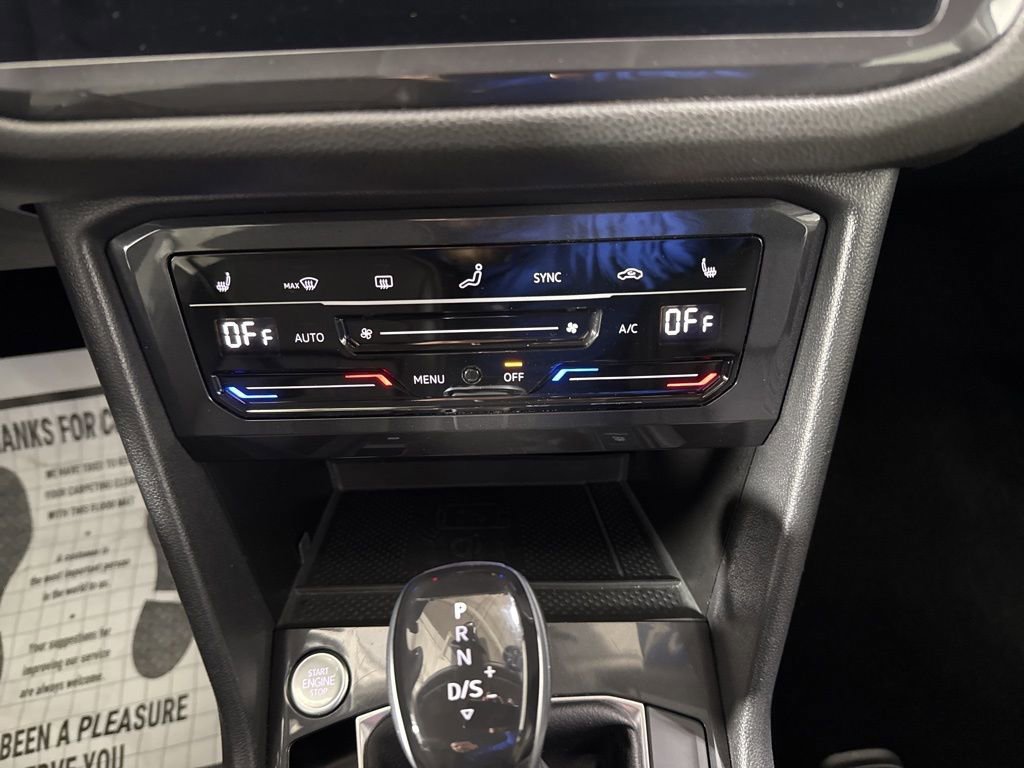 Used 2024 Volkswagen Tiguan SE image 24