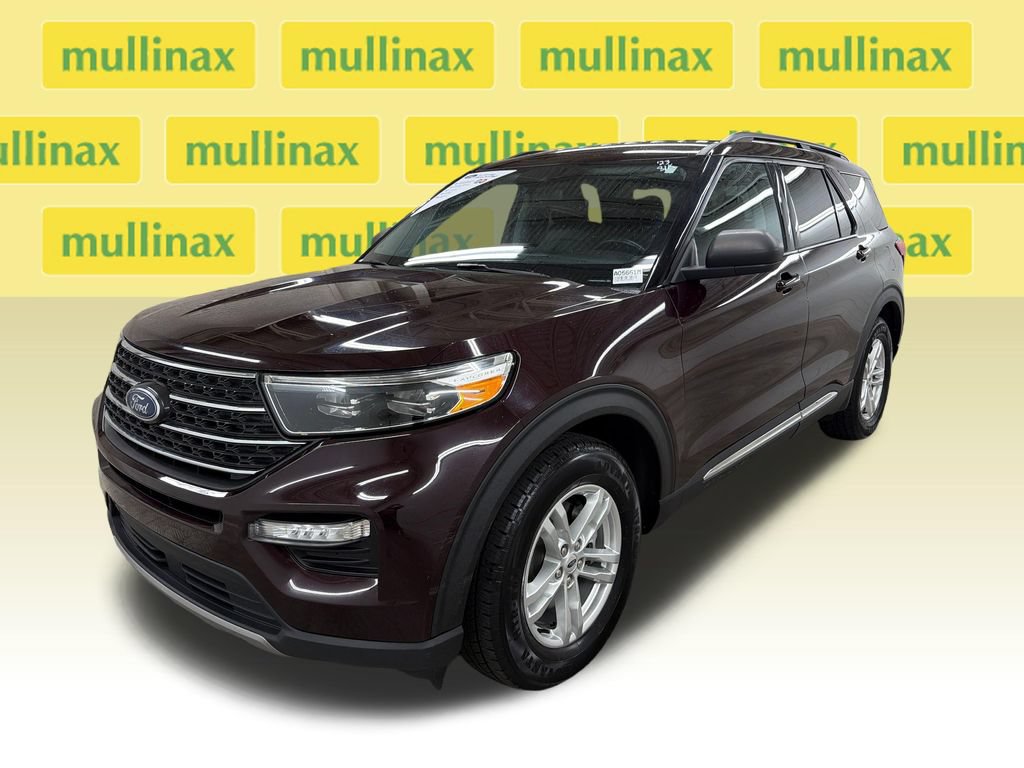 Certified 2023 Ford Explorer XLT w/ Equipment Group 202A RWD image 14