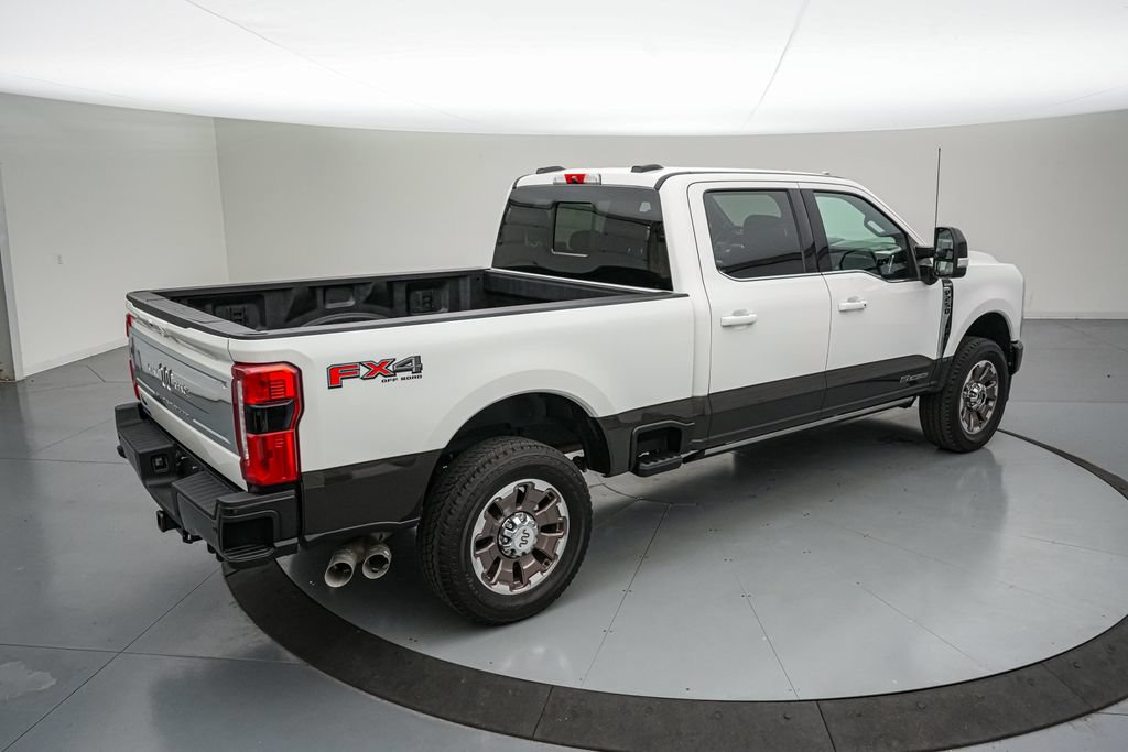 Certified 2025 Ford F250 King Ranch w/ FX4 Off-Road Package AWD/4WD image 4
