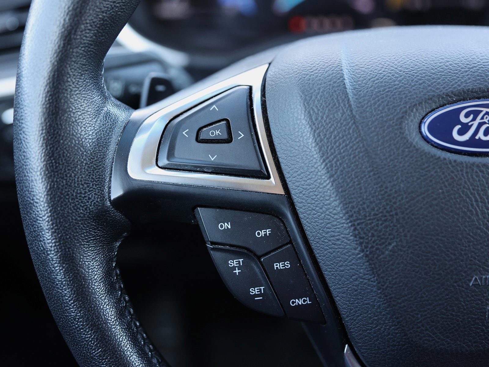 Certified 2019 Ford Edge SEL w/ Equipment Group 201A image 37