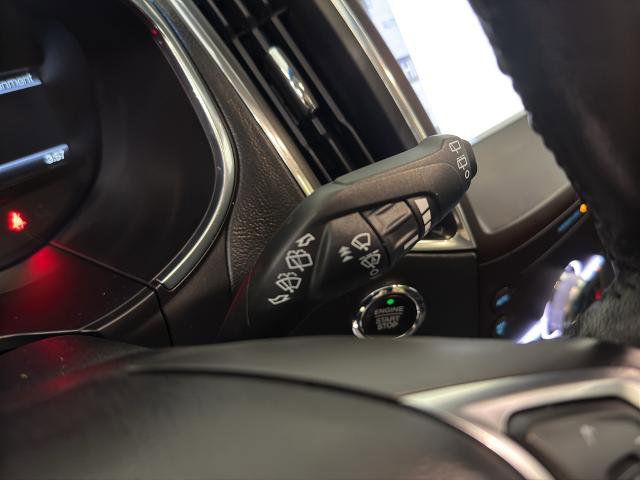Certified 2020 Ford Edge Titanium FWD image 18