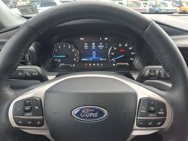Certified 2023 Ford Explorer XLT AWD/4WD image 18