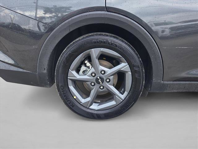 Used 2025 Kia K4 FWD image 21