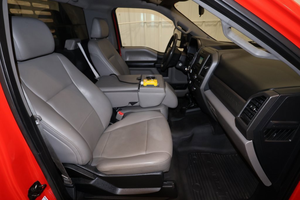 Certified 2017 Ford F550 4x4 Regular Cab Super Duty image 12