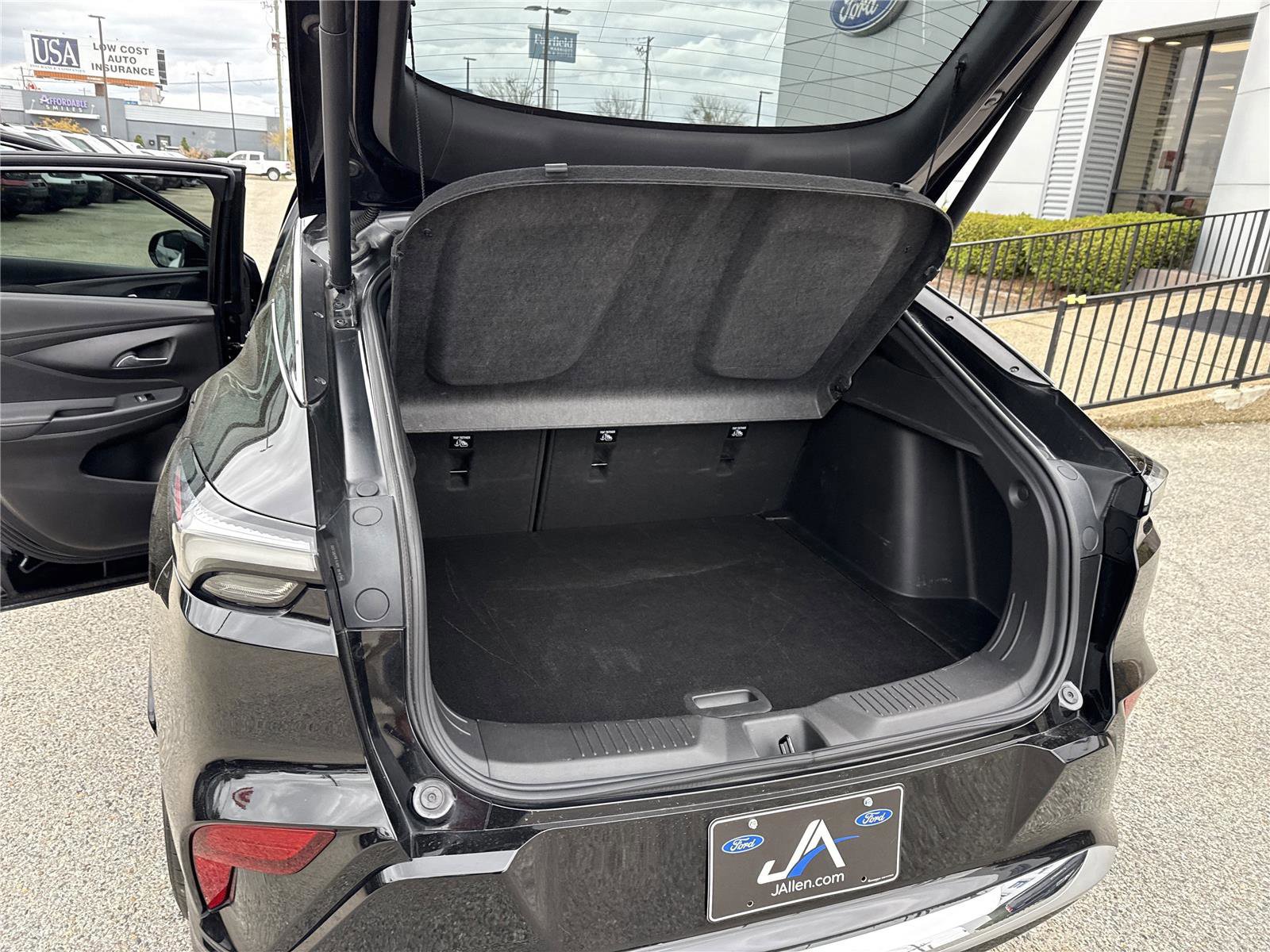 Used 2024 Buick Envista Avenir image 28