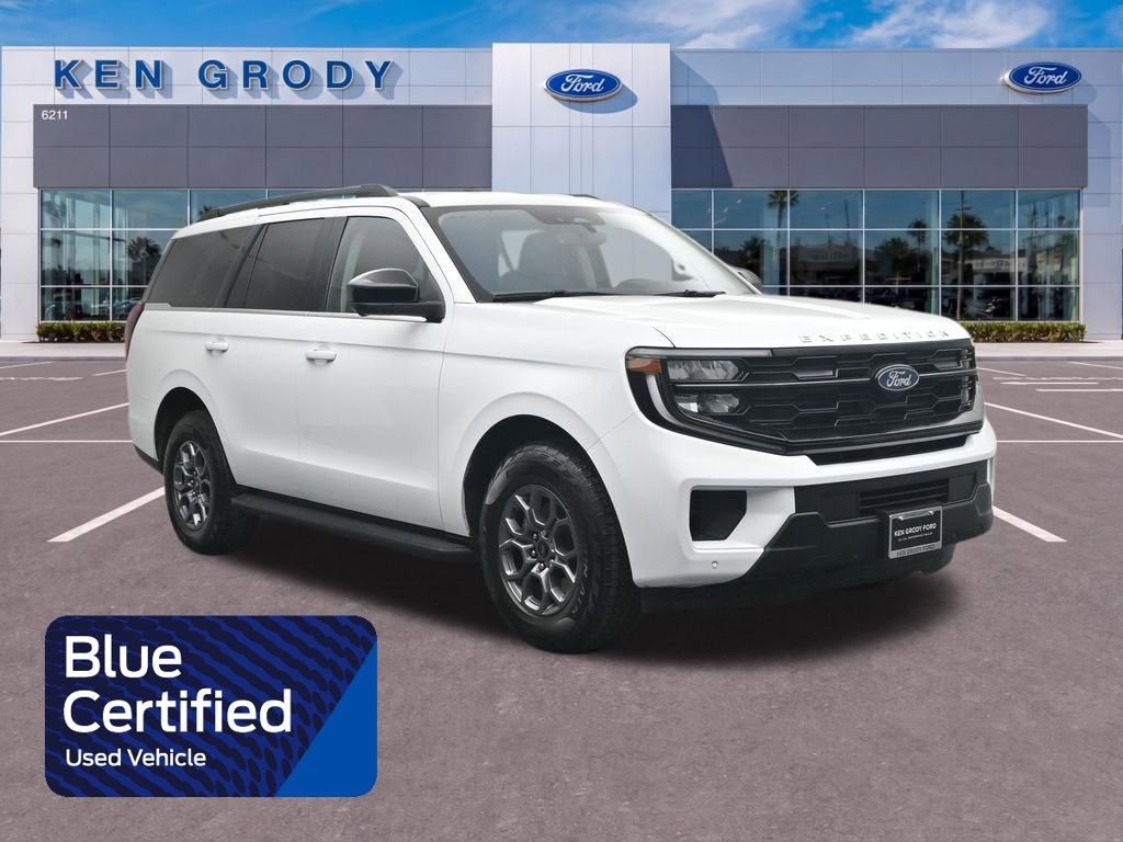 Certified 2025 Ford Expedition Active AWD/4WD image 1