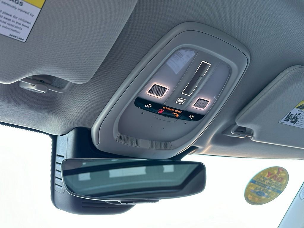 Used 2023 Volvo XC90 B5 Core w/ Protection Package Premier image 28