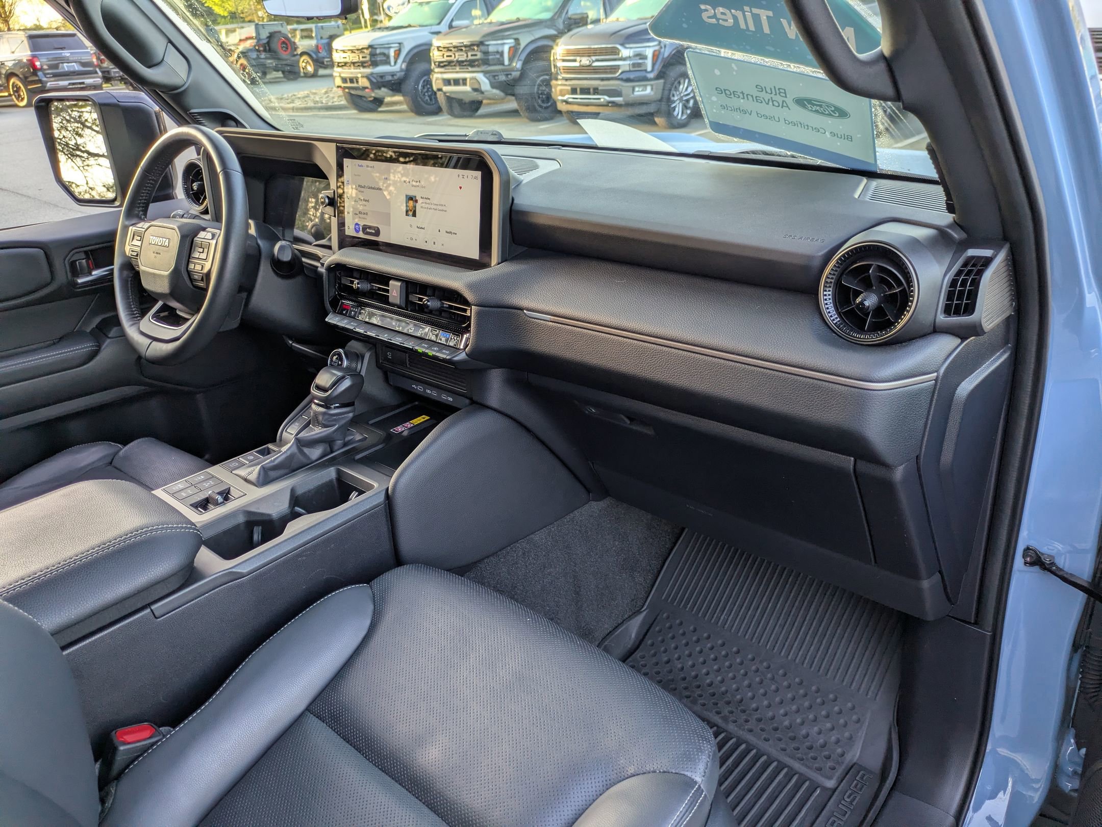 Used 2024 Toyota Land Cruiser w/ Premium Package image 40