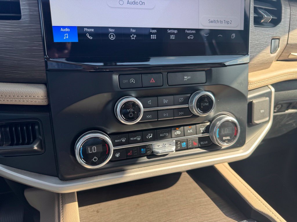 Certified 2024 Ford Expedition Limited AWD/4WD image 13