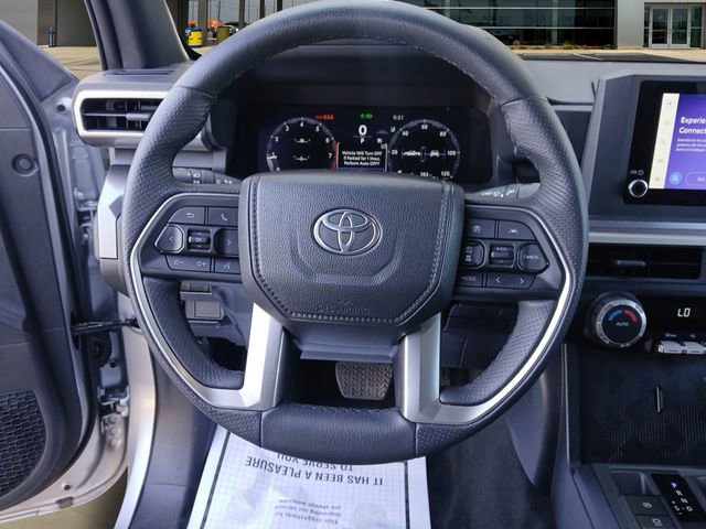 Used 2025 Toyota Tacoma TRD Off-Road image 12