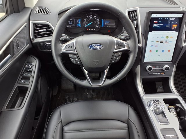 Certified 2022 Ford Edge SEL w/ Convenience Package image 9