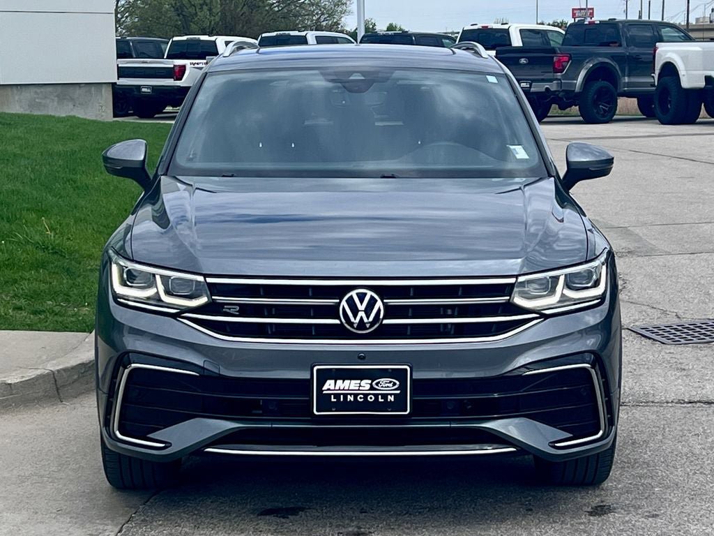 Used 2022 Volkswagen Tiguan SEL R-Line AWD/4WD image 8