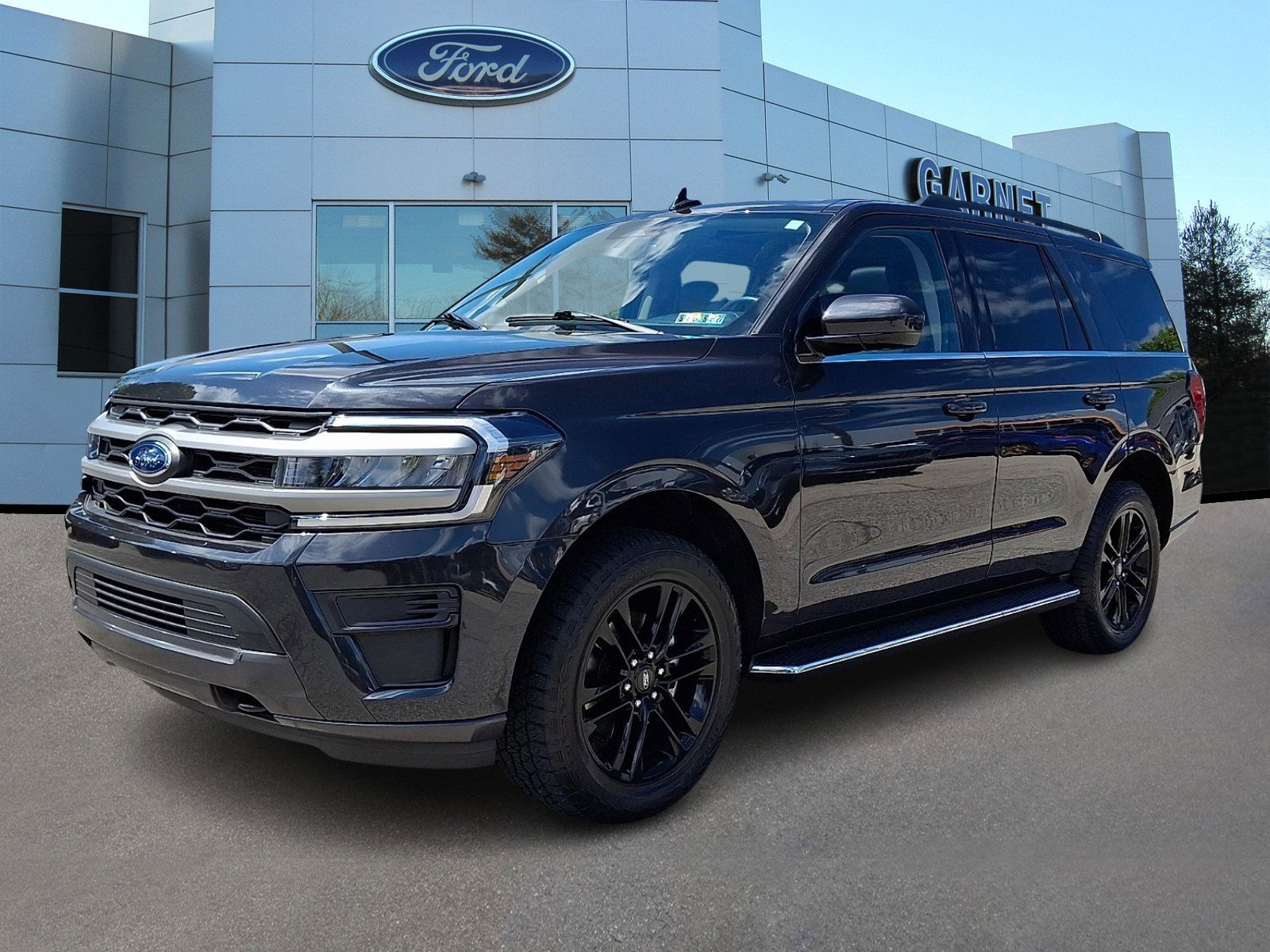 Certified 2023 Ford Expedition XLT AWD/4WD image 4