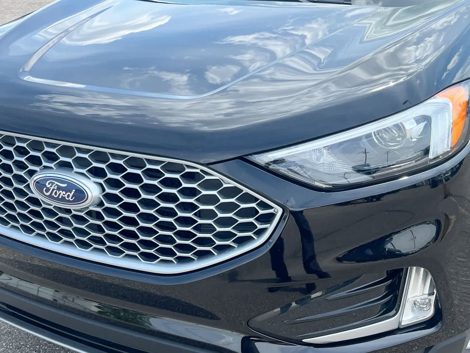 Certified 2023 Ford Edge SEL w/ Convenience Package AWD/4WD image 11
