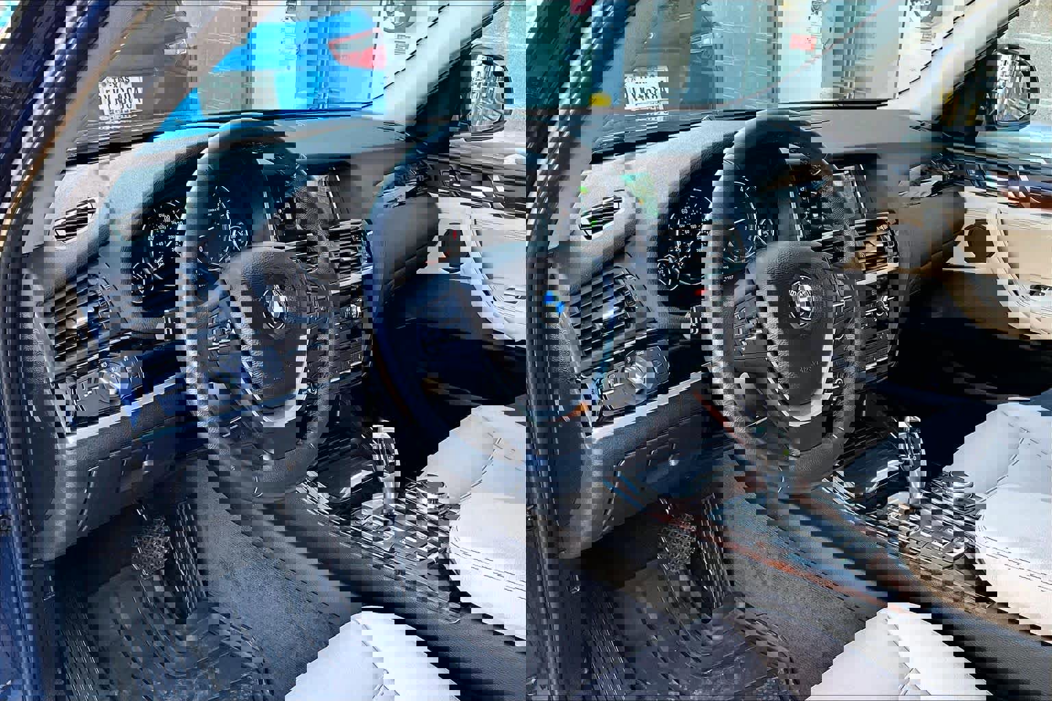 Used 2017 BMW X3 xDrive28i image 18