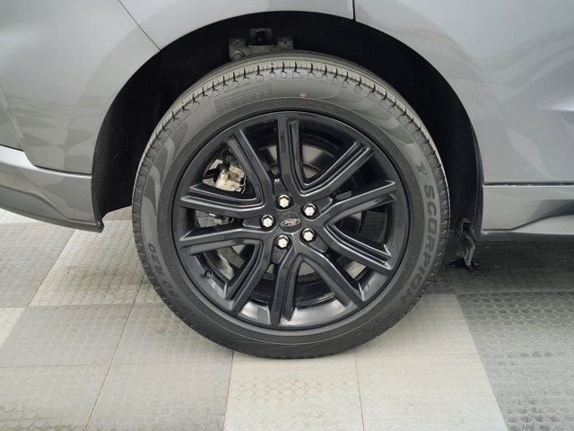 Certified 2022 Ford Edge ST-Line w/ Class II Trailer Tow Package AWD/4WD image 12