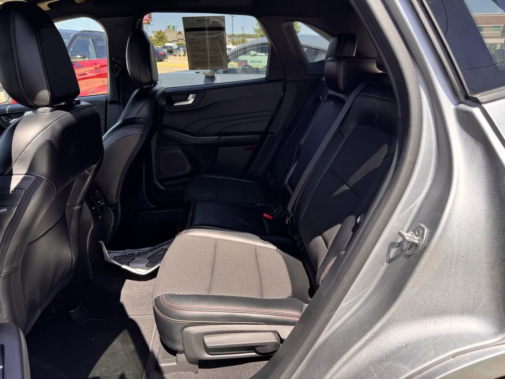 Certified 2023 Ford Escape ST-Line image 29