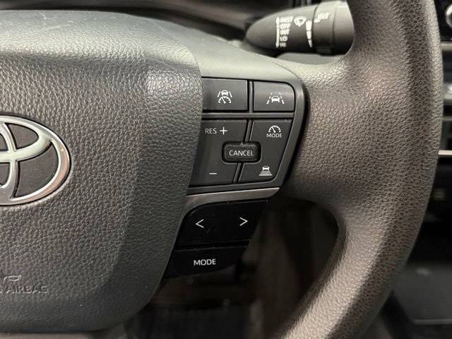 Used 2025 Toyota Camry LE FWD image 15