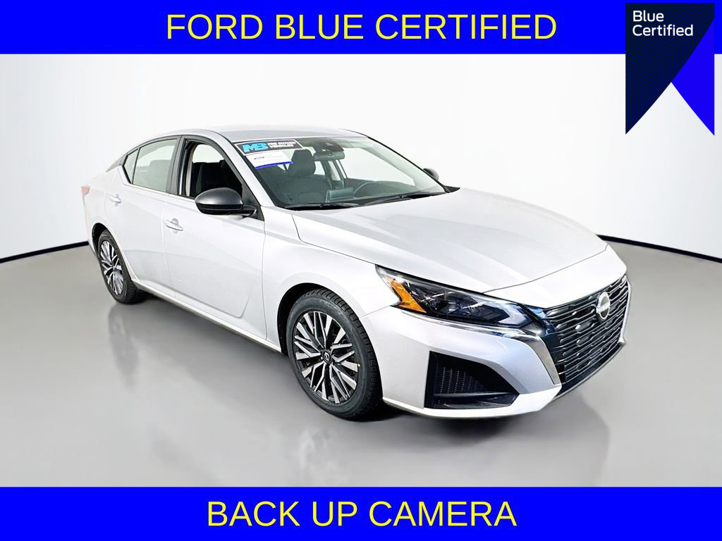 Used 2024 Nissan Altima 2.5 SV