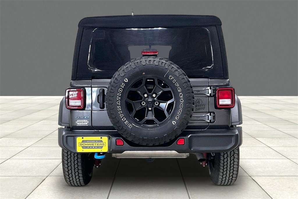 Used 2023 Jeep Wrangler Unlimited image 3