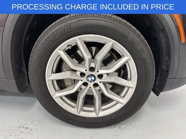 Used 2022 BMW X5 xDrive40i AWD/4WD image 2