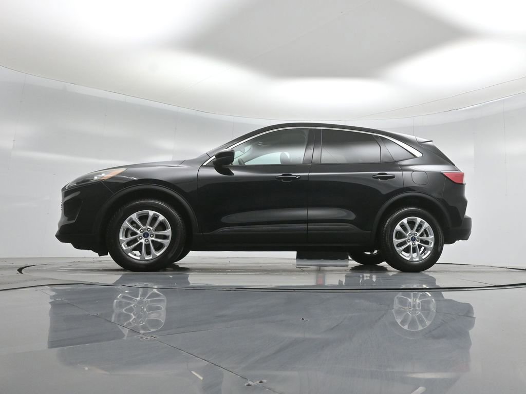 Certified 2021 Ford Escape SE image 23