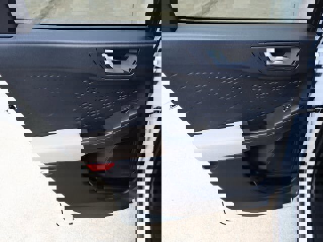 Certified 2020 Ford Escape SE image 20