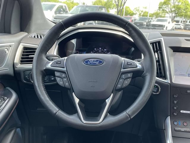 Certified 2020 Ford Edge Titanium w/ Equipment Group 301A AWD/4WD image 10