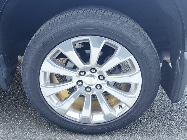 Used 2019 Chevrolet Silverado 1500 High Country w/ Technology Package AWD/4WD image 40