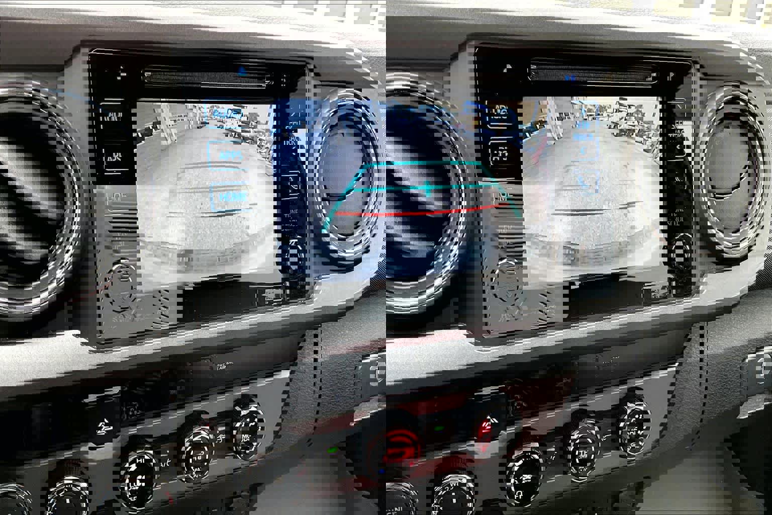 Used 2018 Toyota Tacoma TRD Off-Road image 30