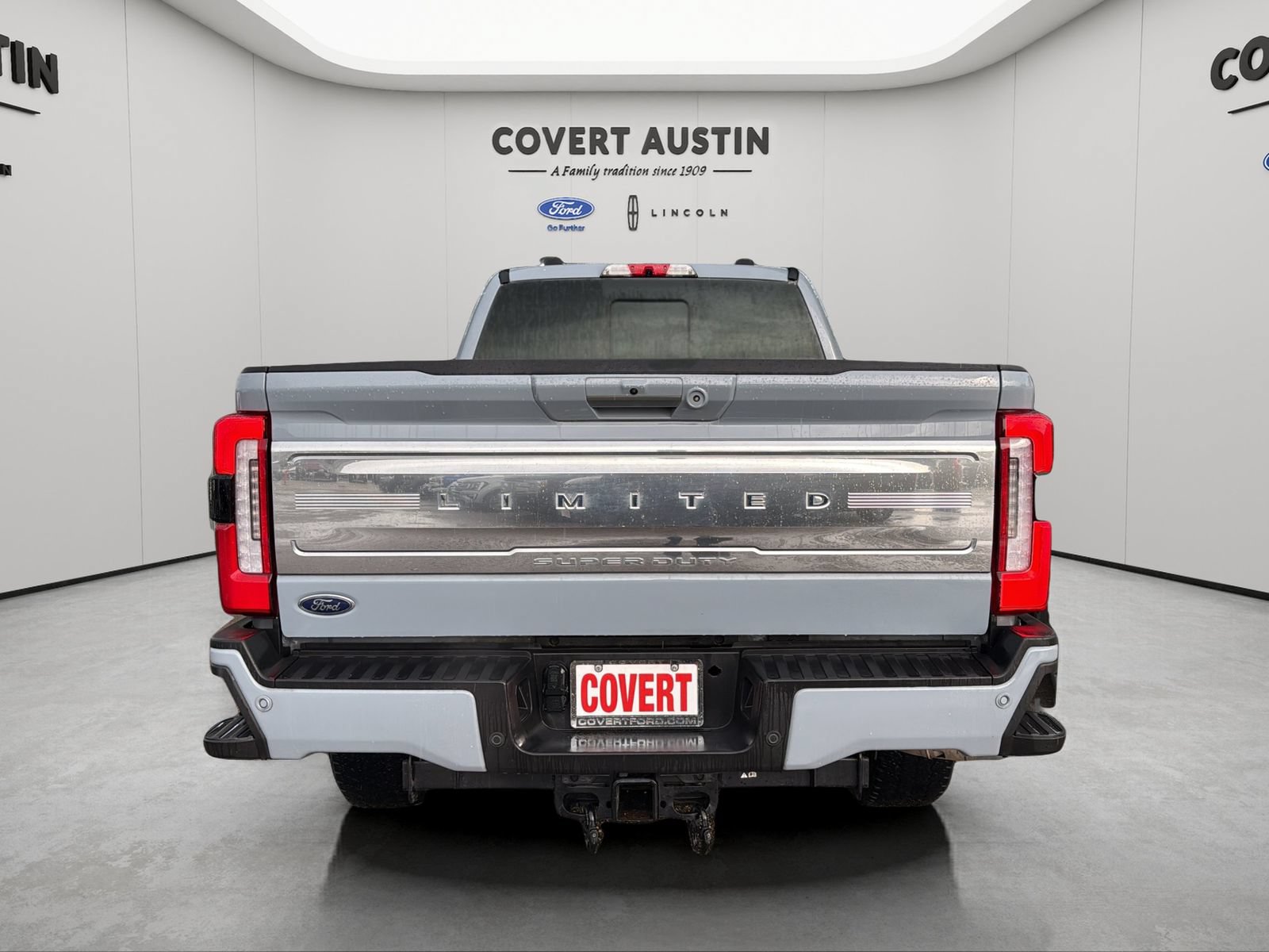 Certified 2024 Ford F250 Limited w/ FX4 Off-Road Package AWD/4WD image 5