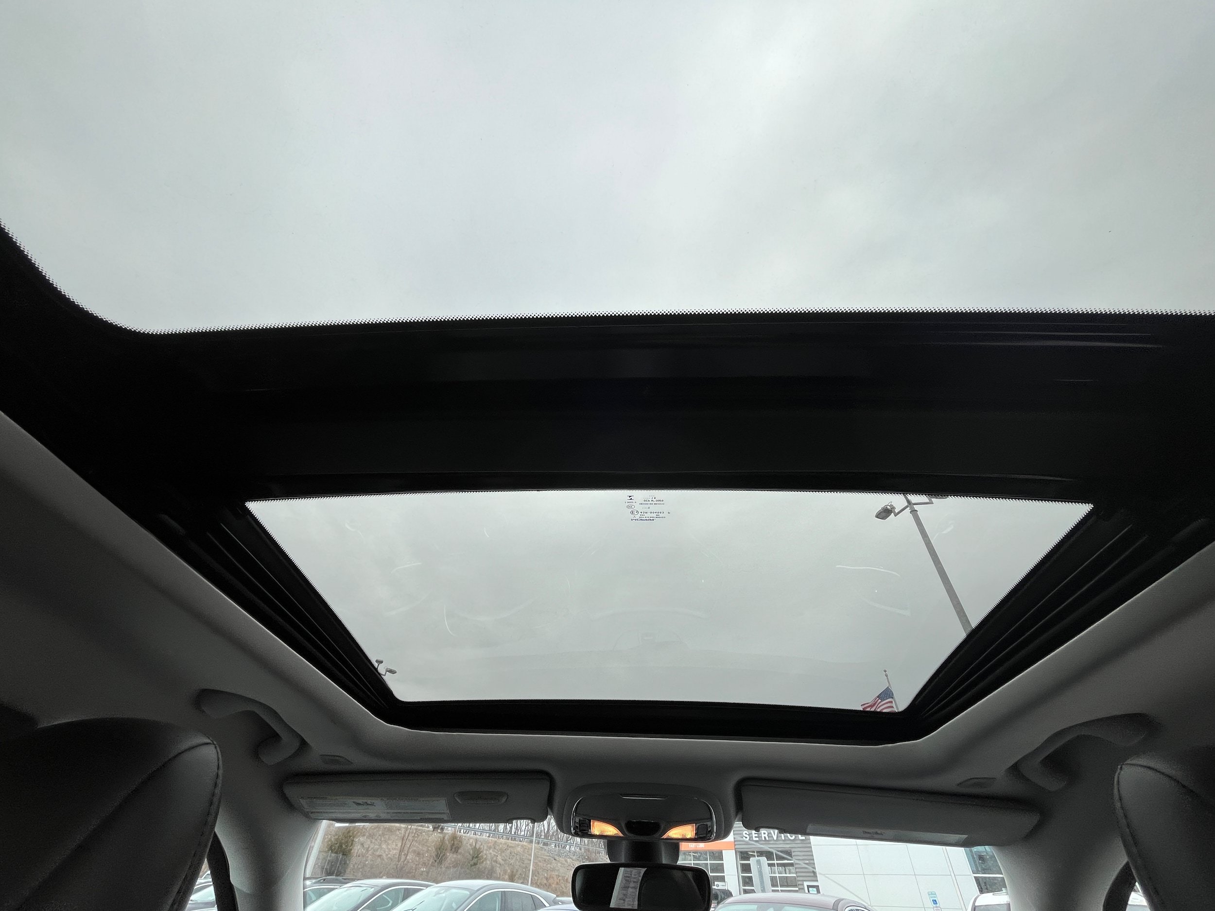 Used 2019 Jeep Cherokee Limited AWD/4WD image 15