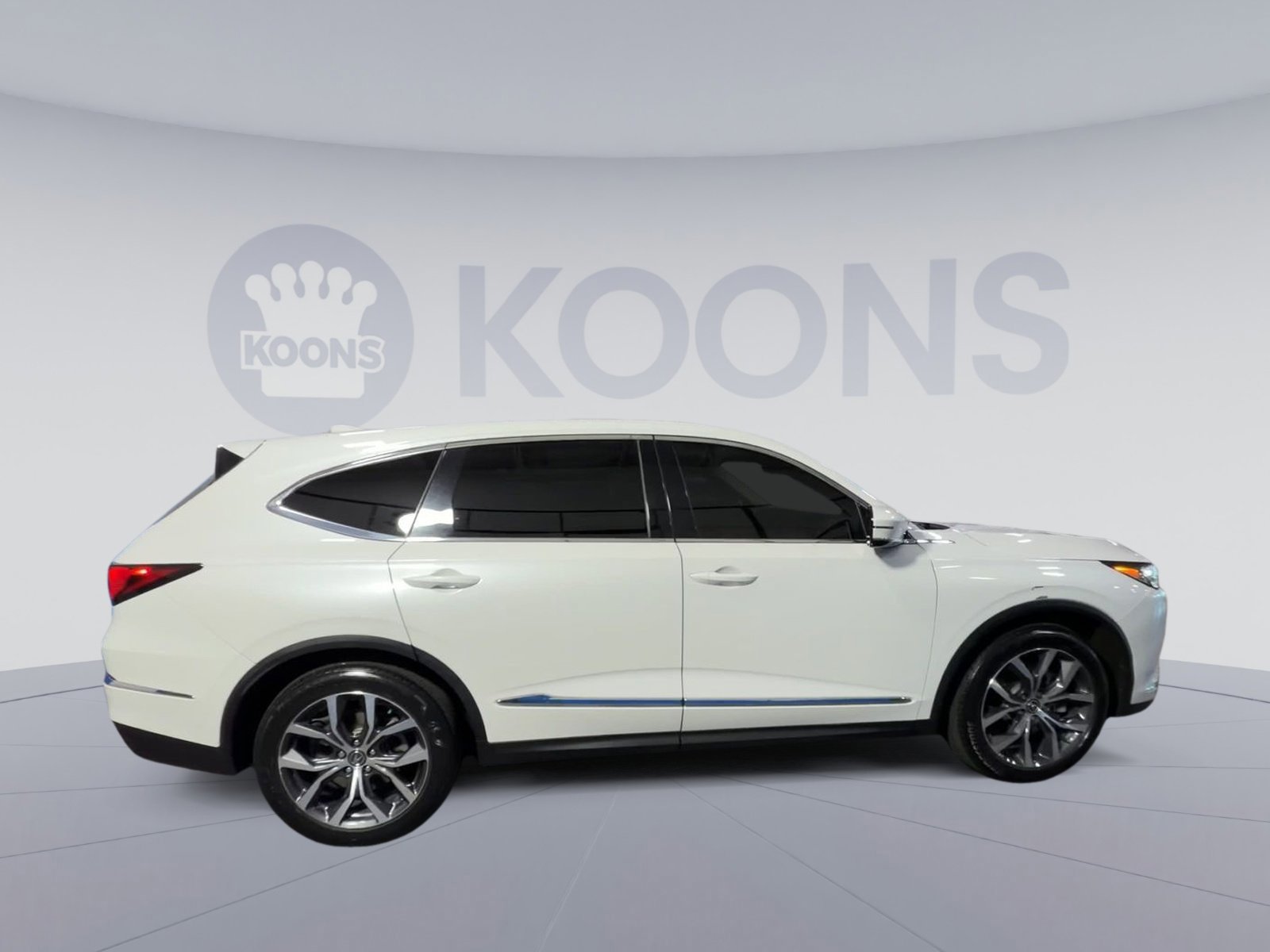 Used 2023 Acura MDX SH-AWD w/ Technology Package image 11