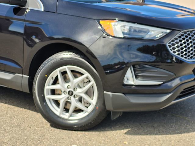 Certified 2023 Ford Edge SEL w/ Convenience Package AWD/4WD image 6