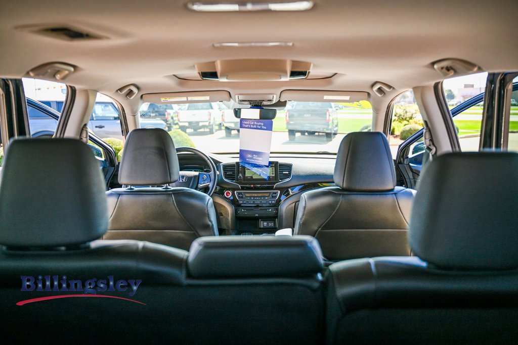 Used 2021 Honda Pilot Touring image 16